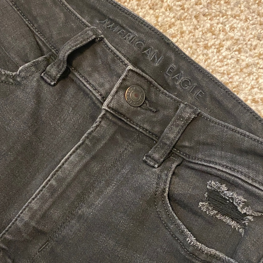 AmericanEagleOutfitters Women's Distressed Faded Black Skinny Stretch Jeans Sz 6